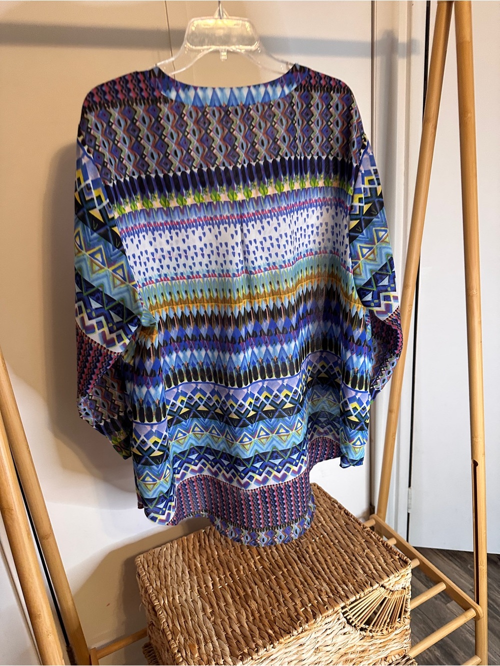 Antilia Femme Multicolor Geometric V-Neck Tunic 3x - Picture 7 of 11